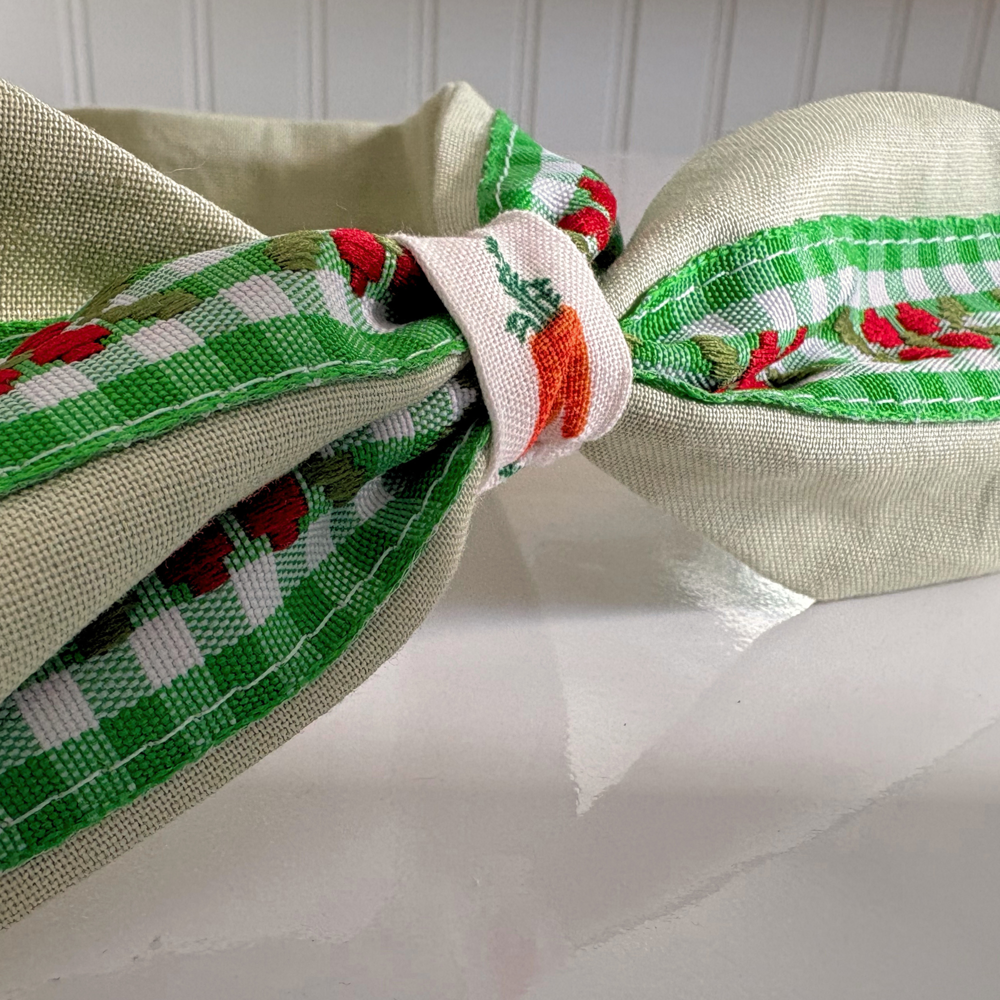Handmade Woven Easter Basket - White Carrots